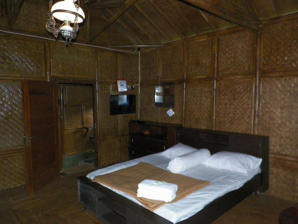 Villa Kampung Karuhun Sutan Raja Bandung Værelse billede